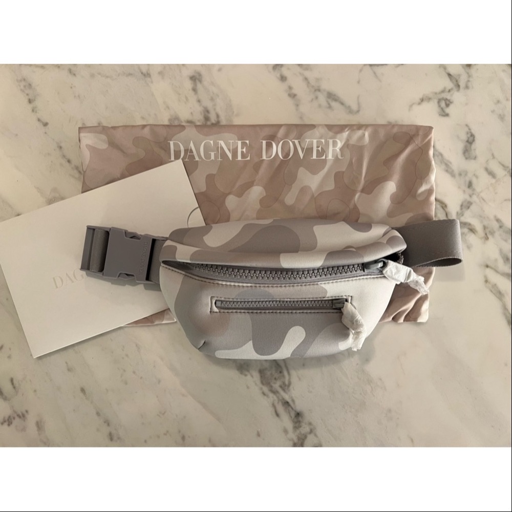 NEW! RARE 👀 Dagne Dover Ace Fanny Pack • Haze Camo